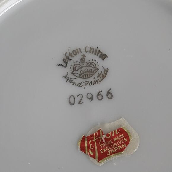 Lefton China Cardinal & Holly Scalloped Candy Dish Bowl 02966 Gold Rim Japan 5" - Picture 4 of 10